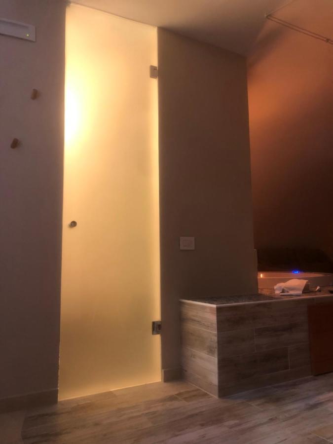 Il Galletto Viola, Luxury Room & Suite Палаццоло-Акреиде Экстерьер фото